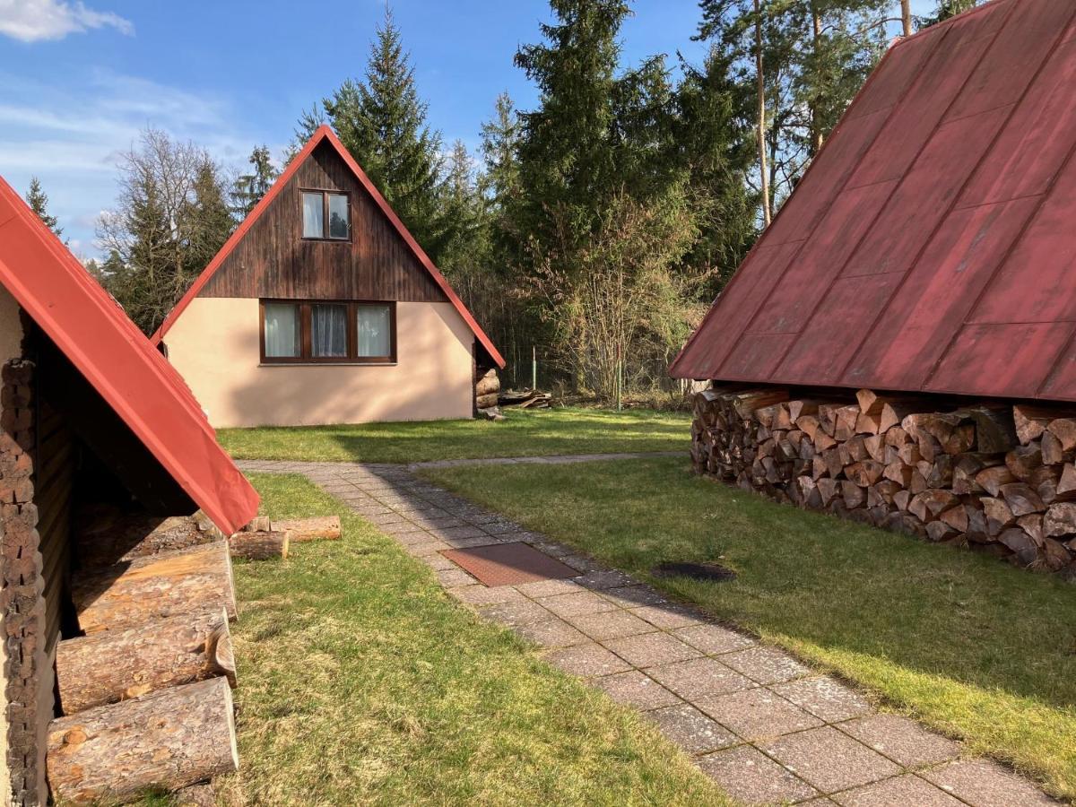 Raj Sportovni A Rekreacni Resort Branzez Kněžmost Exteriör bild