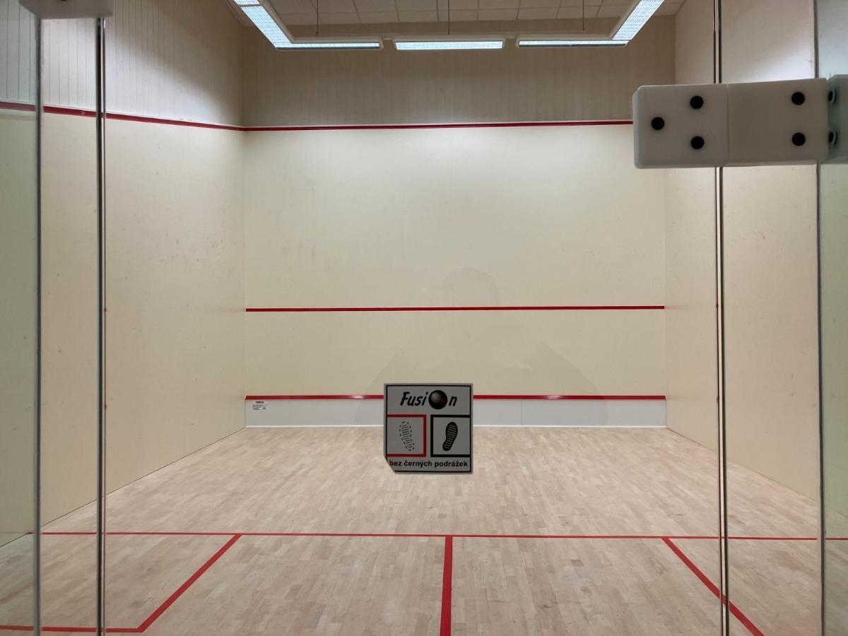 Raj Sportovni A Rekreacni Resort Branzez Kněžmost Exteriör bild